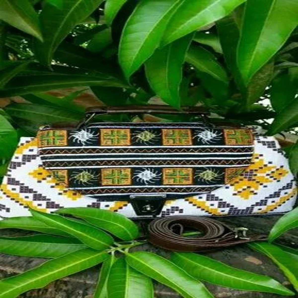 Gujrati Stylish & Trendy Ladies Bag