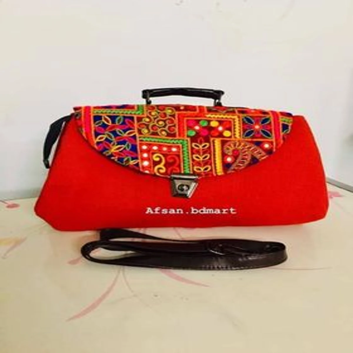 Gujrati Stylish & Trendy Ladies Bag