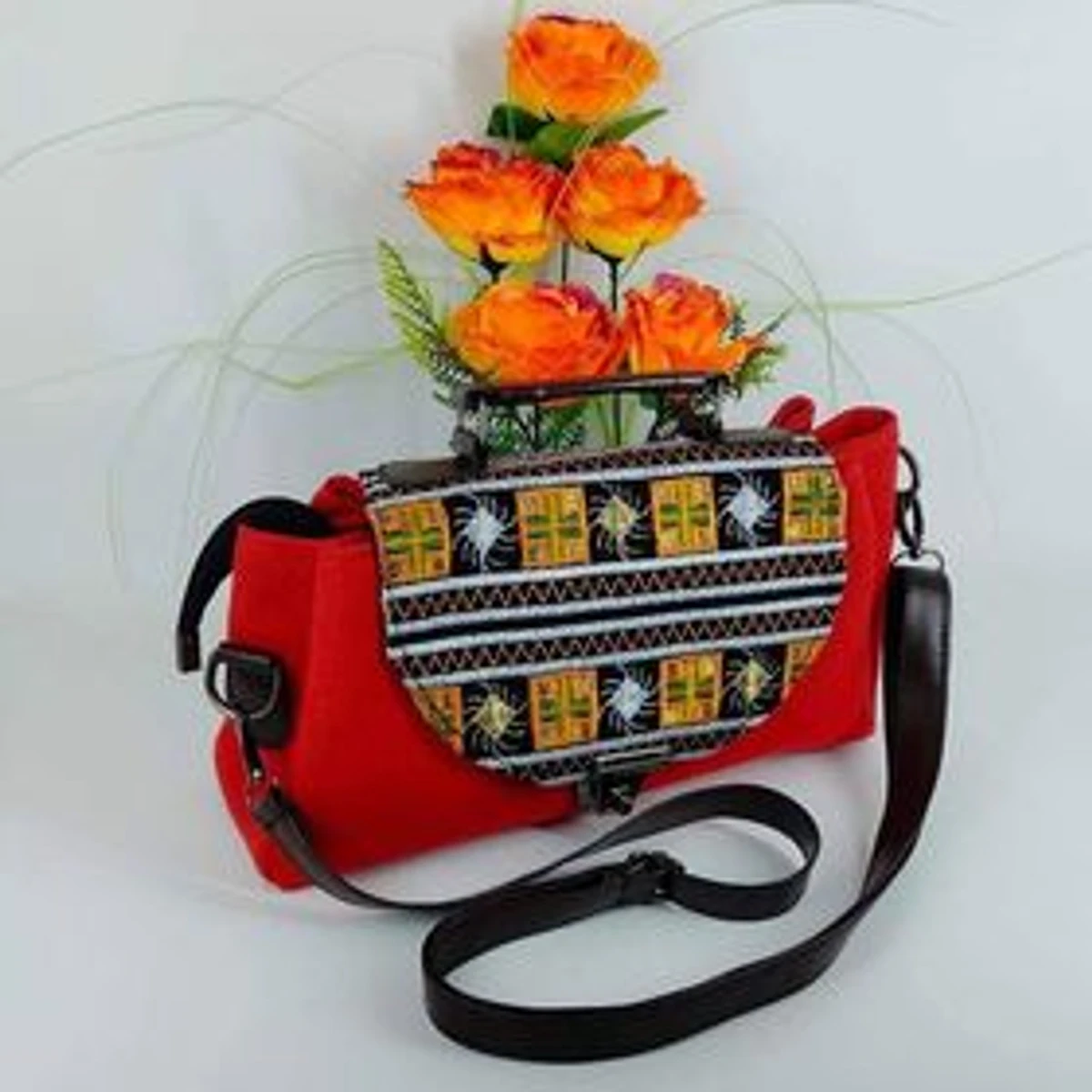 Gujrati Stylish & Trendy Ladies Bag