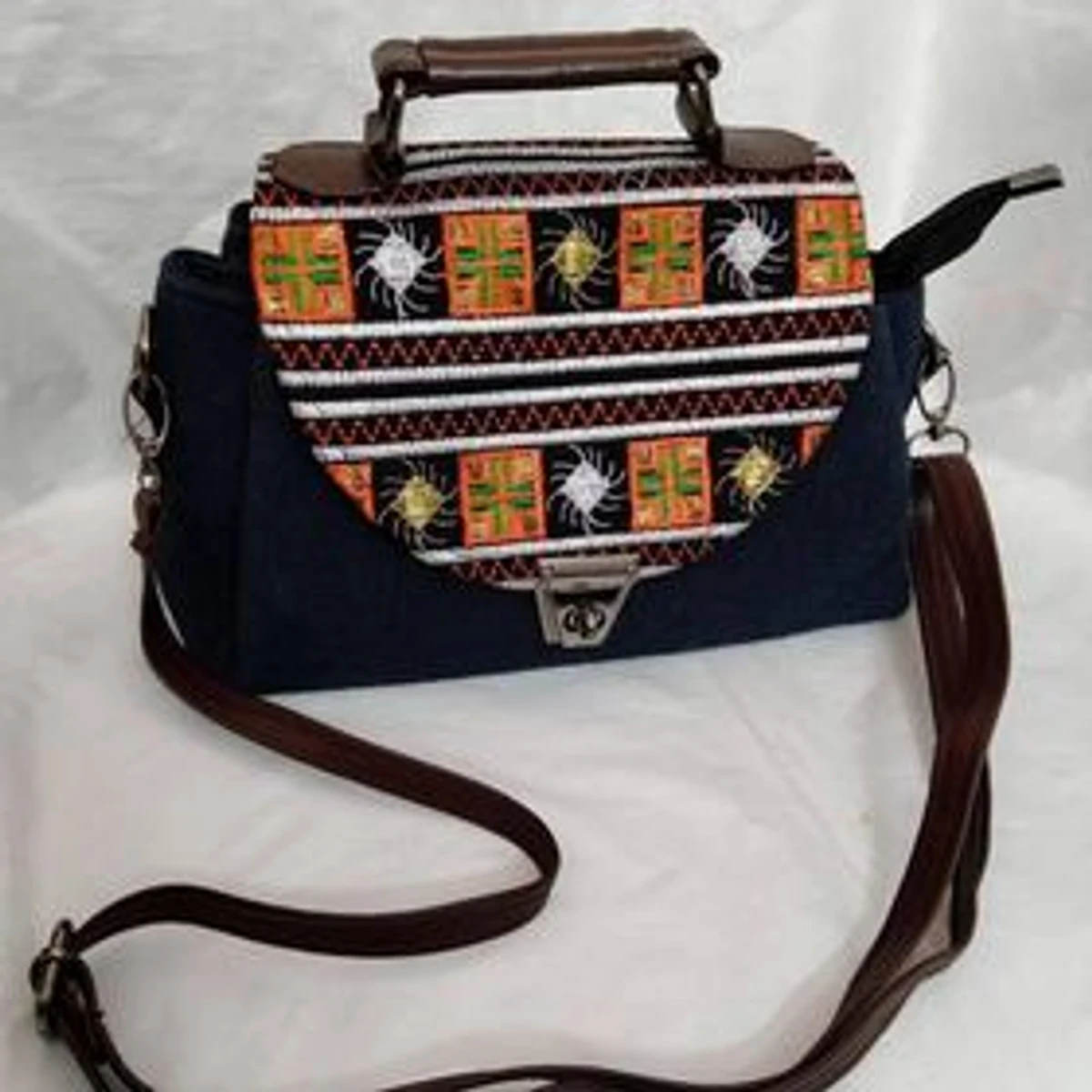 Gujrati Stylish & Trendy Ladies Bag