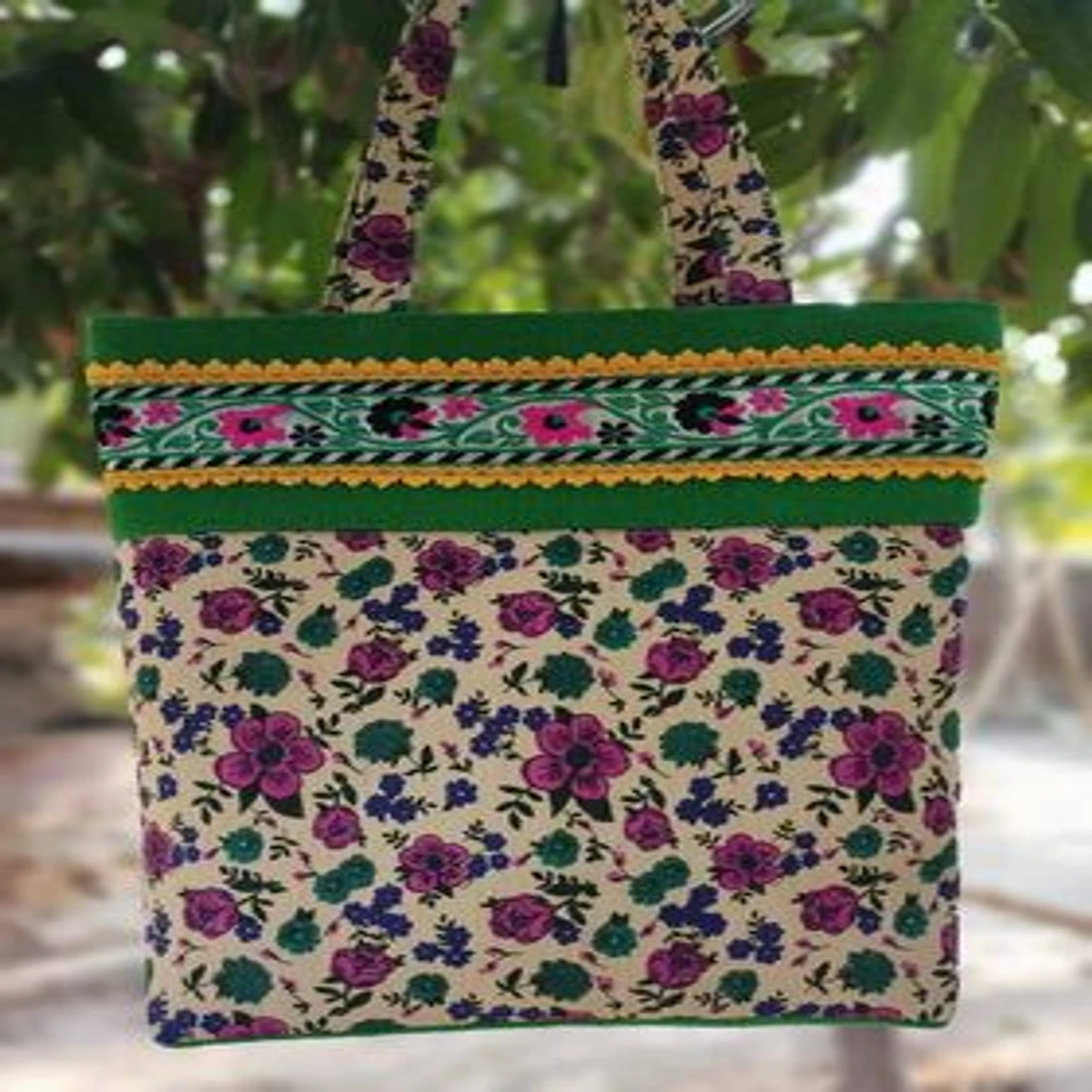 Gujrati Stylish & Trendy Ladies Bag