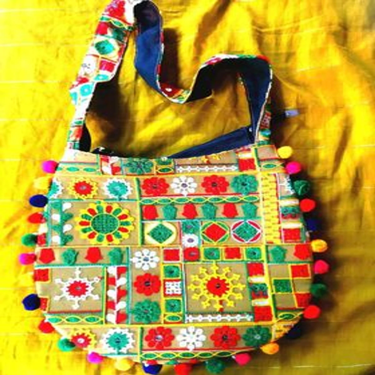 Gujrati Stylish & Trendy Ladies Bag